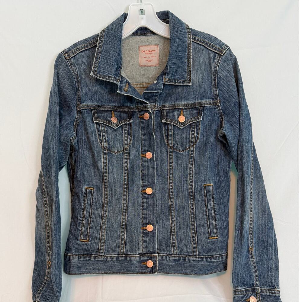 Old Navy Women's Denim Jacket Classic Trucker- Style Detailing Size LARGE
